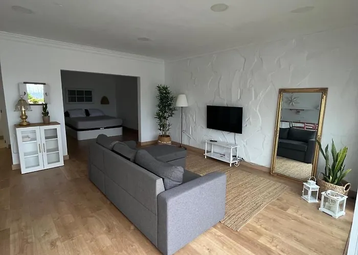 Sunset Oceanfront Relax Apartmán *